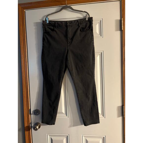 Black American Eagle, curvy high rise jegging size 18 - Picture 1 of 4